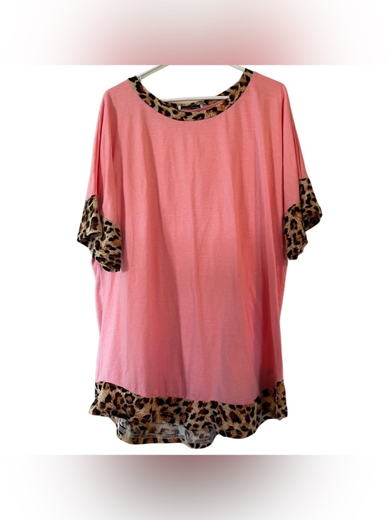 Misslook Tops - Women’s pink cheetah blouse